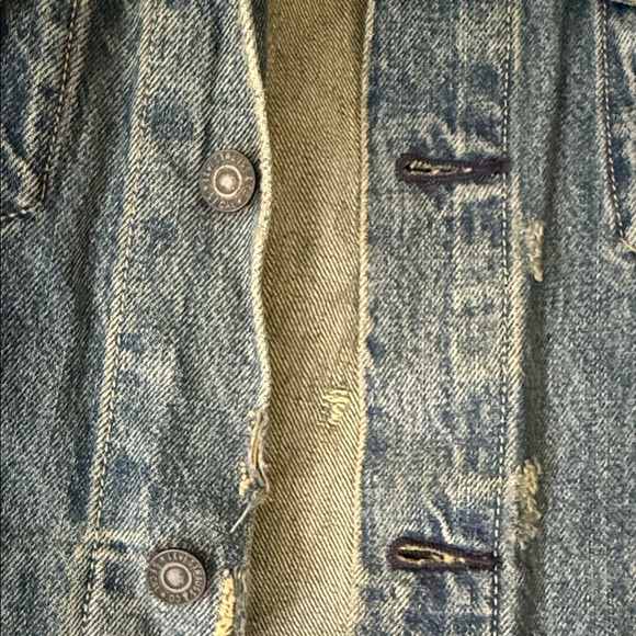 Classic Blue Denim Jacket size Large looks Vintage - Picture 3 of 8